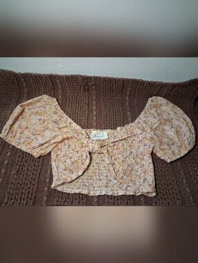 The Native One Smocked Floral Crop Top in Peach Lilac Size Medium